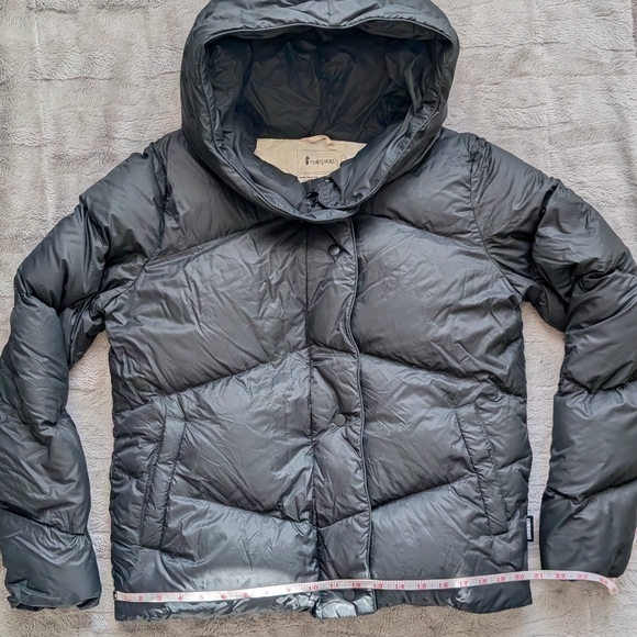 Cotopaxi Nina Crop Down Jacket - Picture 7 of 9